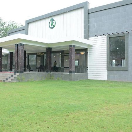 Royal Green Celebrate In Style Sahāranpur Exterior foto