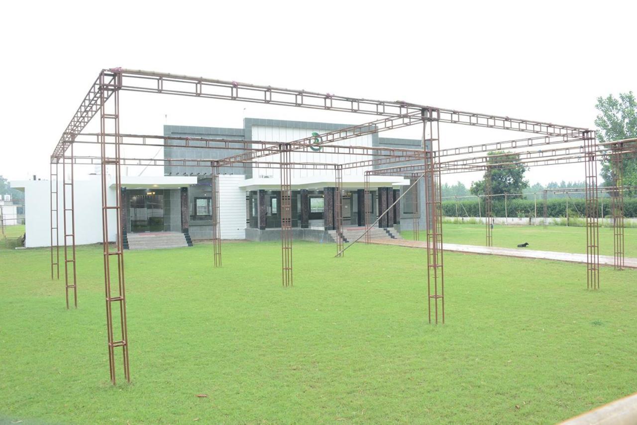 Royal Green Celebrate In Style Sahāranpur Exterior foto