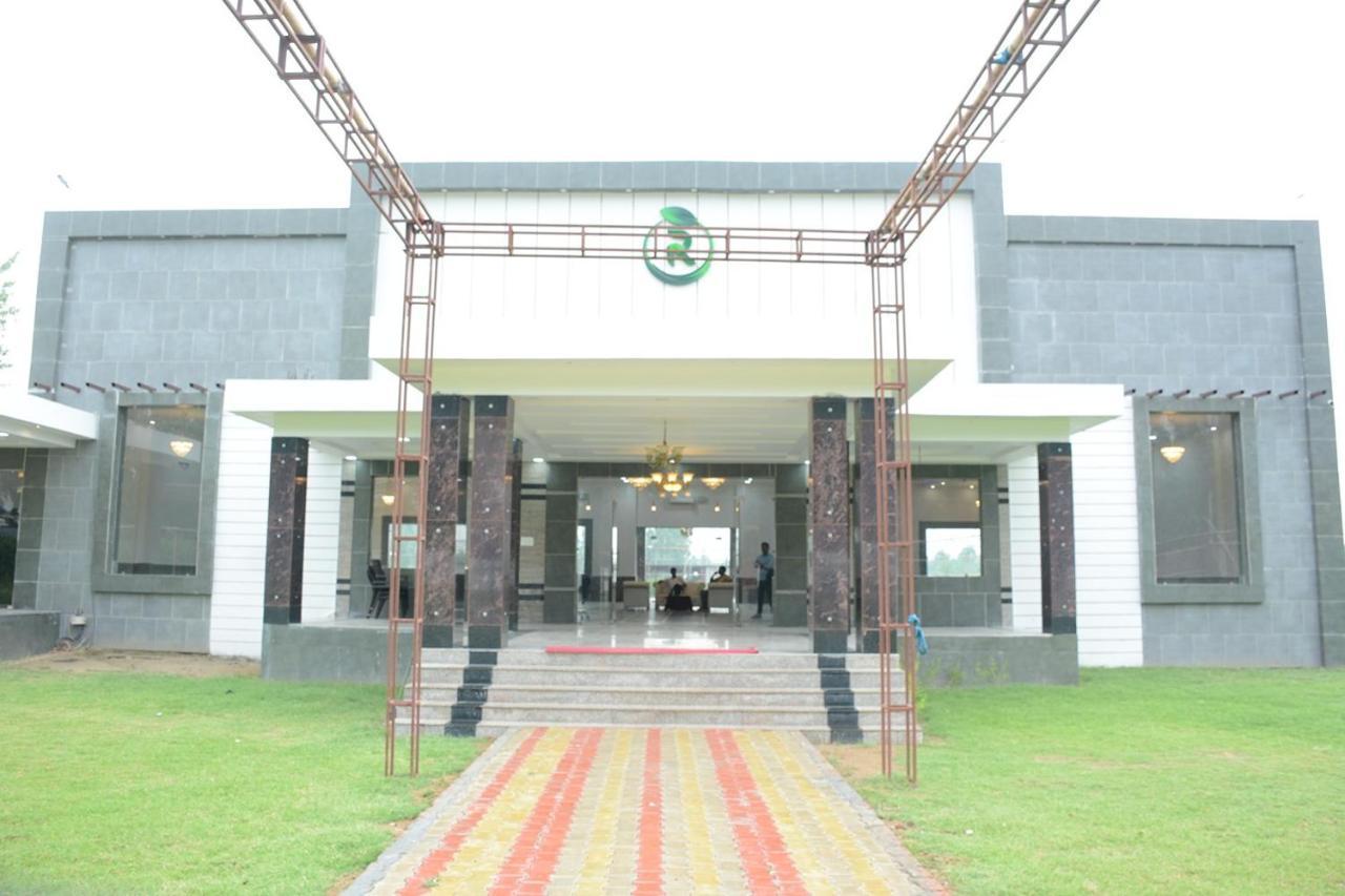 Royal Green Celebrate In Style Sahāranpur Exterior foto